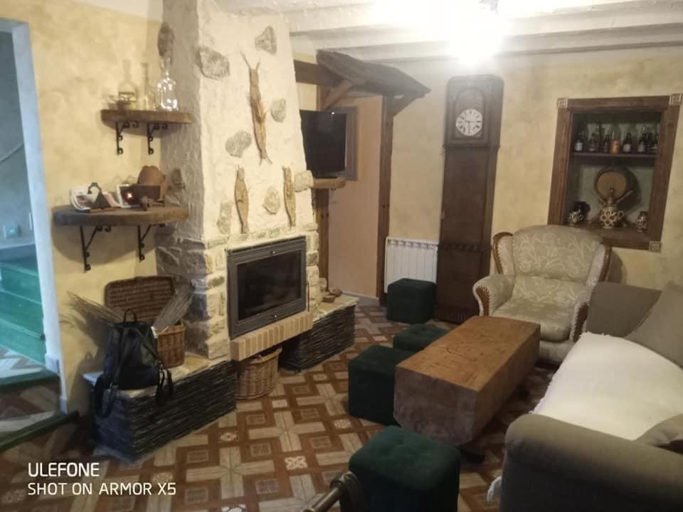 Casa Rural El Callejon Albalate De Zorita Bagian luar foto
